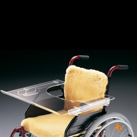 Table transparente pour fauteuil roulant