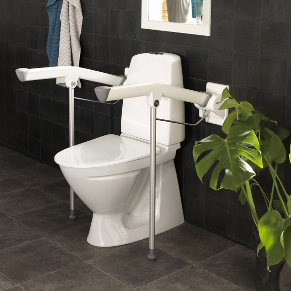 REHAUSSEUR WC RELEVABLE AVEC ACCOUDOIRS CLOO DE ETAC