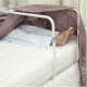 Porte-duvet arceau de lit réglable